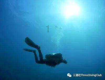 巧虎踢足球2
