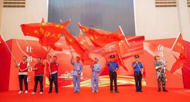 大路镇:草莓喜丰收,映红“莓”好致富路